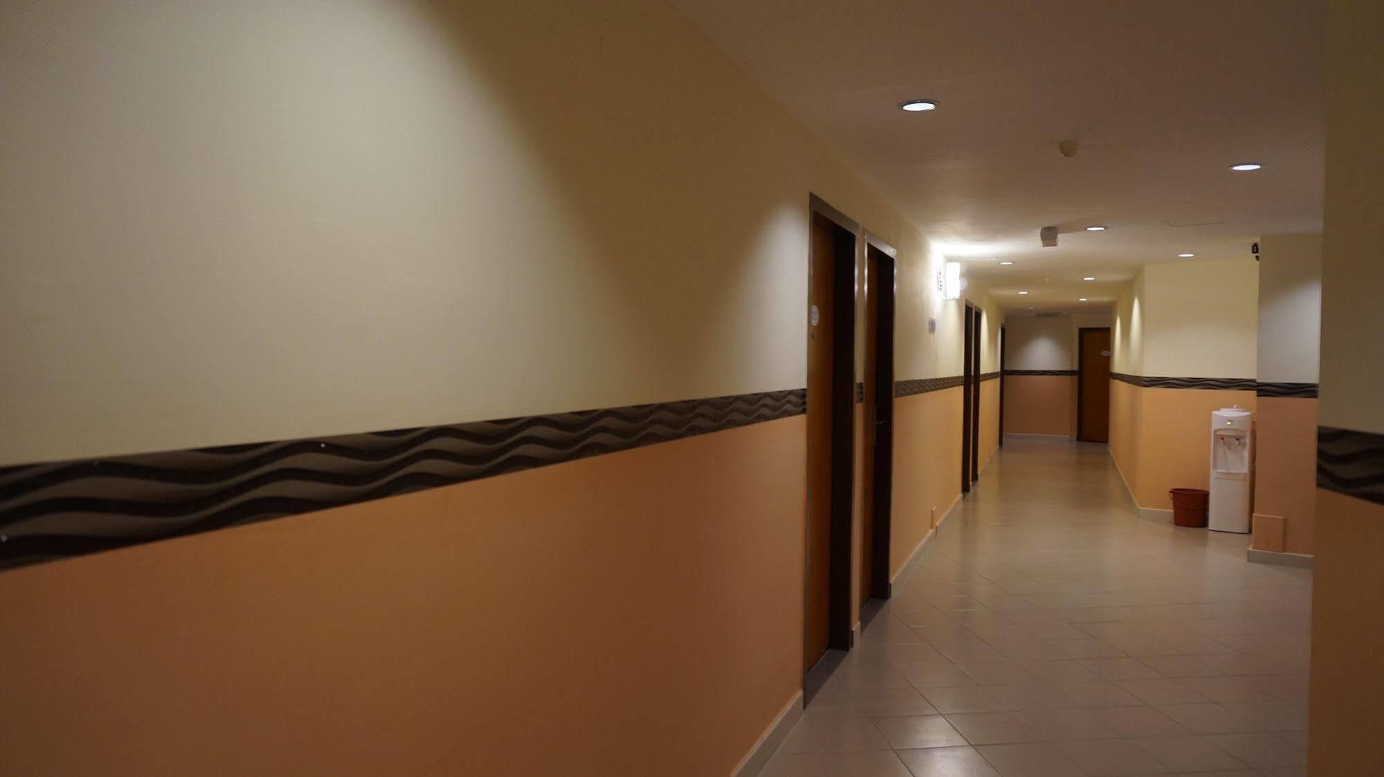 Oyo 982 Hotel Sk Kajang Exteriér fotografie
