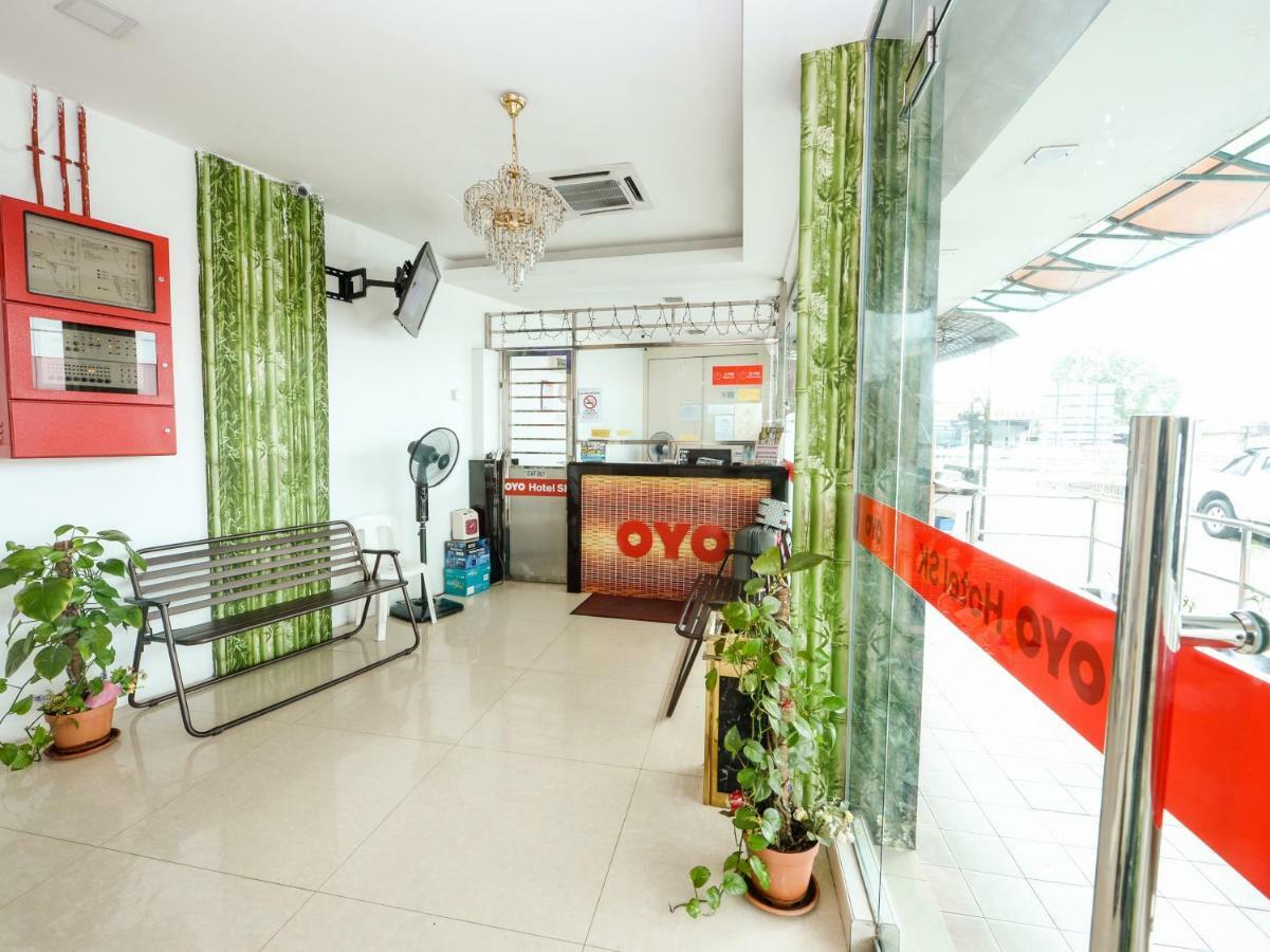 Oyo 982 Hotel Sk Kajang Exteriér fotografie
